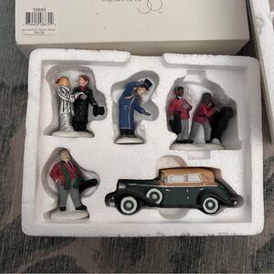 Department 56 Heritage Village Collection "Stepping Out On The Town" Christmas